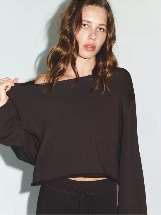 Zara Tops - Zara Black Long Sleeve Oversized Tee